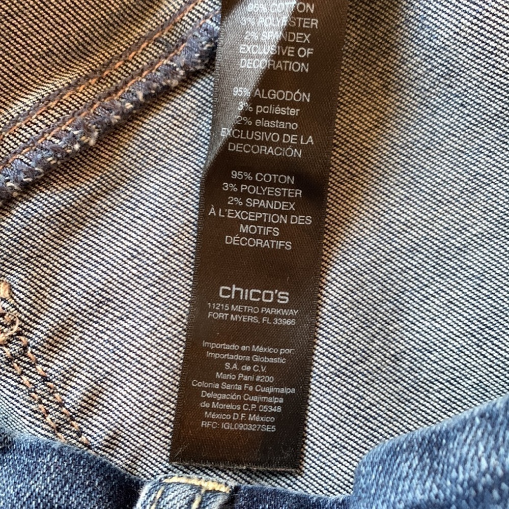 3-$30 Chico’s So Slimming sz 1 (medium) girlfriend ankle with floral embroidery - Picture 8 of 8